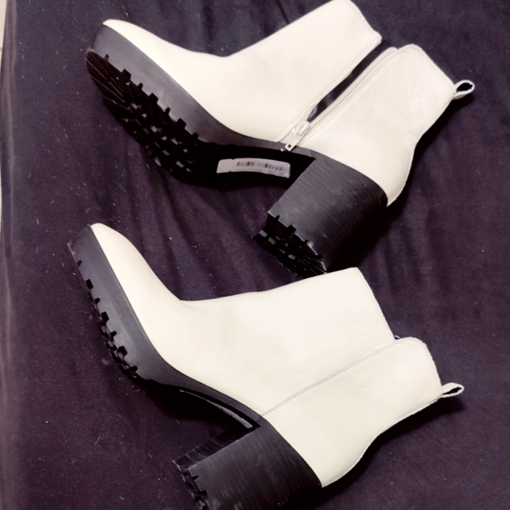 Ankle boots